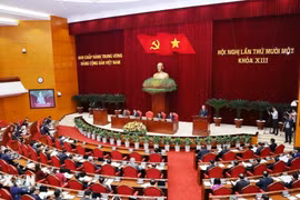 Thông cáo báo chí về ngày làm việc thứ hai của Hội nghị Trung ương 11 khóa XIII