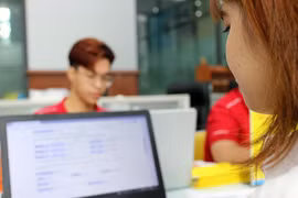 Tuyển sinh năm 2025: Nhiều trường đại học 'quay lưng' với xét học bạ