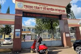 Truy trách nhiệm 'xén' 10% phụ cấp ưu đãi nghề tại một trung tâm y tế huyện