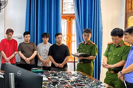 Triệt phá đường dây dụ dỗ học sinh, sinh viên mua bán hàng nghìn tài khoản ngân hàng
