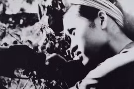 Những ngày tháng 4 lịch sử trong ký ức 'Nữ du kích Ngã Năm' nổi tiếng