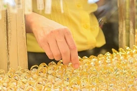 Giá vàng giảm rất mạnh