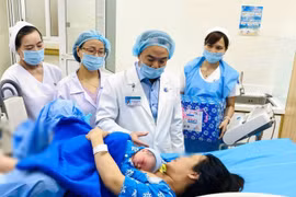 Bộ Y tế đề xuất tăng thời gian nghỉ thai sản cho lao động nữ sinh con thứ 2 từ 6 lên 7 tháng. Ảnh Minh Thảo. Nguồn thesaigontimes.vn