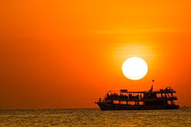 Khách Anh nêu lý do vì sao du lịch Việt Nam hấp dẫn hơn Thái Lan