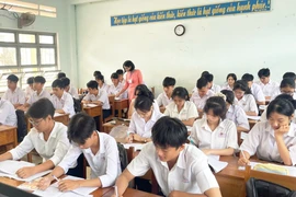 Học sinh lớp 12 chủ động tham gia các kỳ thi riêng