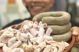 Rao bán 'lòng xe điếu' rầm rộ trên mạng: Chiêu trò hay gian lận thương mại?