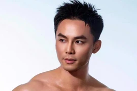Người mẫu quê Bến Tre cao 1,86m thi Manhunt International