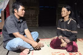 Người nối dài tình yêu với dân ca Jrai