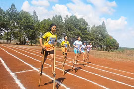 Nữ “kiện tướng” cà kheo 