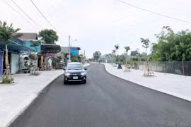 Người dân Phú Túc tự nguyện hiến đất mở đường 