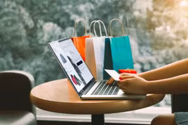 Người Việt chi gần 874 tỷ đồng để mua sắm online mỗi ngày