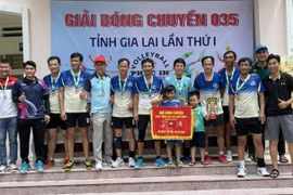 Giải bóng chuyền nam O35 tỉnh Gia Lai lần thứ I năm 2025 đã diễn ra trong không khí sôi nổi và hấp dẫn.