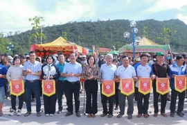 Hơn 100 vận động viên tham gia Giải kéo co, đẩy gậy Đại hội Thể dục thể thao phường Quy Nhơn Bắc năm 2026