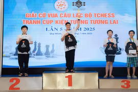 Nguyễn Tấn Khang không ngừng nỗ lực rèn luyện để từng bước chinh phục thành tích mới ở bộ môn cờ vua. 