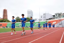 Đội tuyển điền kinh trẻ tỉnh Gia Lai tập luyện, chuẩn bị cho giải đấu.