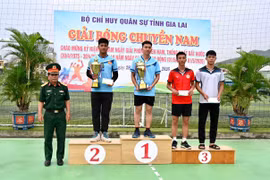 Đội Công ty TNHH Lâm nghiệp Quy Nhơn vô địch Giải bóng chuyền chào mừng kỷ niệm 51 năm Ngày Giải phóng miền Nam