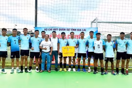 Đội bóng Bộ CHQS tỉnh đoạt giải nhì