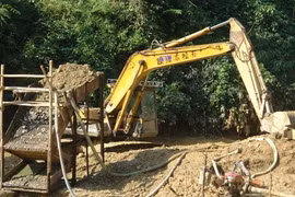 40 mỏ vàng với trữ lượng gần 30 tấn vừa được phát hiện ở những địa phương nào?