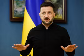 Tổng thống Ukraine khẳng định sẽ không rút quân khỏi lãnh thổ của mình