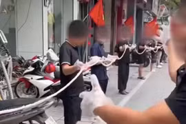 TikToker 'Thế Lòng Se Điếu' xin lỗi vì bộ lòng 'chỉ 25-27 m' chứ không dài 40 m