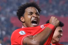 Đội tuyển Việt Nam thăng tiến mạnh mẽ, sẽ cùng Thái Lan lọt tốp 100 thế giới