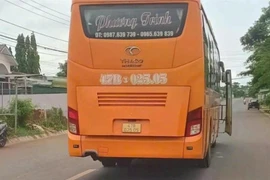 Xe khách va chạm với xe máy khiến 3 người thương vong ở Đắk Lắk