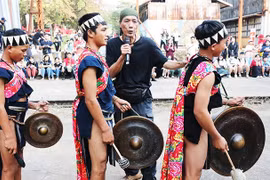 Khoảng lặng cồng chiêng - Kỳ 3: Tiếp sức cho di sản thế giới