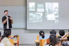 Tuyển giảng viên nước ngoài: Còn nhiều điểm vướng