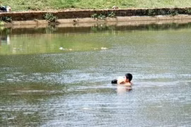 Hai cháu nhỏ 3 tuổi chết đuối thương tâm