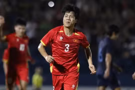 Đội tuyển Việt Nam thắng nhẹ Campuchia