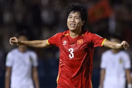 Quả bóng vàng không ghi bàn, tuyển Việt Nam vẫn thắng đậm Lào