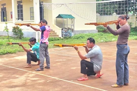  Ia Dom: “Chiếc nôi” của môn bắn nỏ