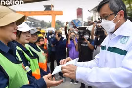 Số ca COVID-19 tăng, giới chức Thái Lan và Trung Quốc lên tiếng