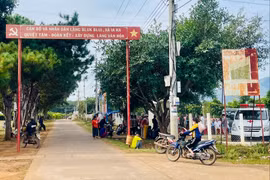 Làng Bluk Blui ngày càng khang trang, khởi sắc. Ảnh: Đ.M.P