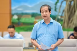 Miễn học phí học sinh cả nước, cấp trực tiếp cho học sinh dân lập, tư thục