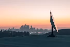 Việt Nam cho phép thí điểm dịch vụ internet vệ tinh Starlink của tỉ phú Elon Musk