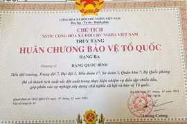 Chủ tịch nước truy tặng Huân chương Bảo vệ Tổ quốc hạng Ba cho 12 liệt sĩ