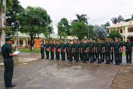 Các đơn vị của BĐBP tỉnh học tập công tác xây dựng đơn vị chính quy tại Đồn Biên phòng Cửa khẩu Quốc tế Lệ Thanh. Ảnh: T.D