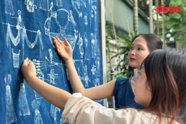 Sắc chàm gìn giữ ký ức văn hóa, đánh thức cảm hứng của người trẻ