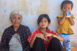 Chuyển tiền Báo Gia Lai và bạn đọc hỗ trợ đến các hoàn cảnh khó khăn