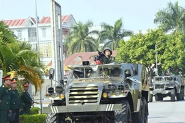 Thượng tướng Lê Quang Minh kiểm tra công tác sẵn sàng chiến đấu bảo vệ Đại hội Đảng