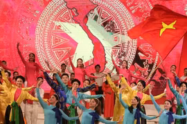 Chuỗi chương trình nghệ thuật quy mô lớn chào mừng Đại hội XIV của Đảng