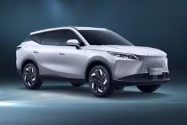 Mazda CX-5 có thêm đối thủ mới tại Việt Nam: Omoda C7 mở cọc, giá từ 839 triệu đồng