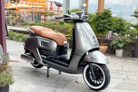 Xe tay ga 250cc thiết kế thể thao, trang bị phanh ABS 2 kênh, giá chưa đến 60 triệu đồng
