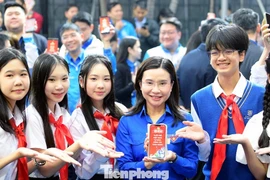 Triệu trái tim chung nhịp đập hướng về Đại hội XIV của Đảng