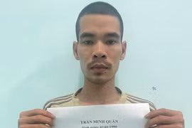 Trần Minh Quân tại cơ quan Công an. 