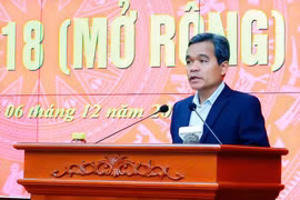 Khai mạc Hội nghị Ban Chấp hành Đảng bộ tỉnh lần thứ 18 (mở rộng)