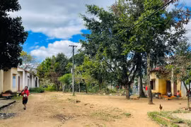 Khoảng lặng ở Tây Hồ