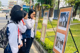 Triển lãm ảnh với chủ đề “Bác Hồ với các dân tộc tỉnh Gia Lai”