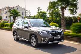 Subaru Forester 2.0 i-S EyeSight: An toàn chủ động, vận hành vượt trội với giá từ 1 tỷ đồng